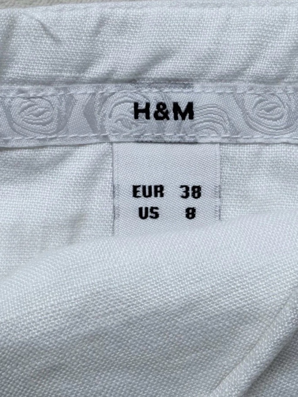 H&M white linen-blend mini dress.Criss-cross backstraps.Lined.Size US 8/EUR 38 - Picture 2 of 11